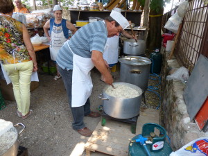 Preparazione del risotto con tastasal